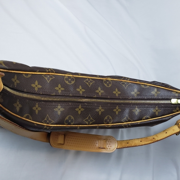 Louis Vuitton Boulogne - Picture 3 of 9